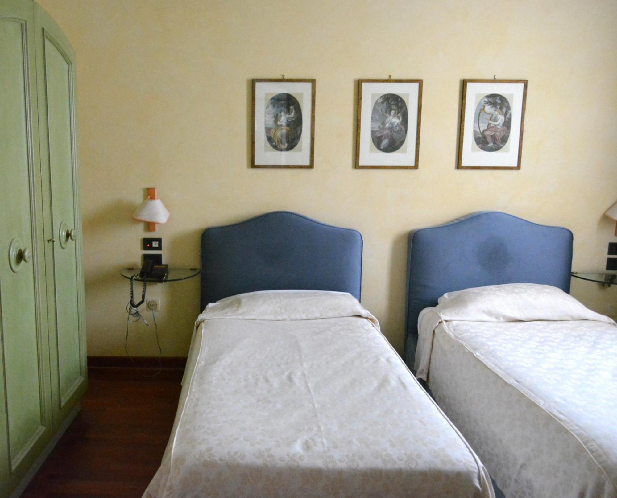 Torreglia Hotel La Torre מראה חיצוני תמונה