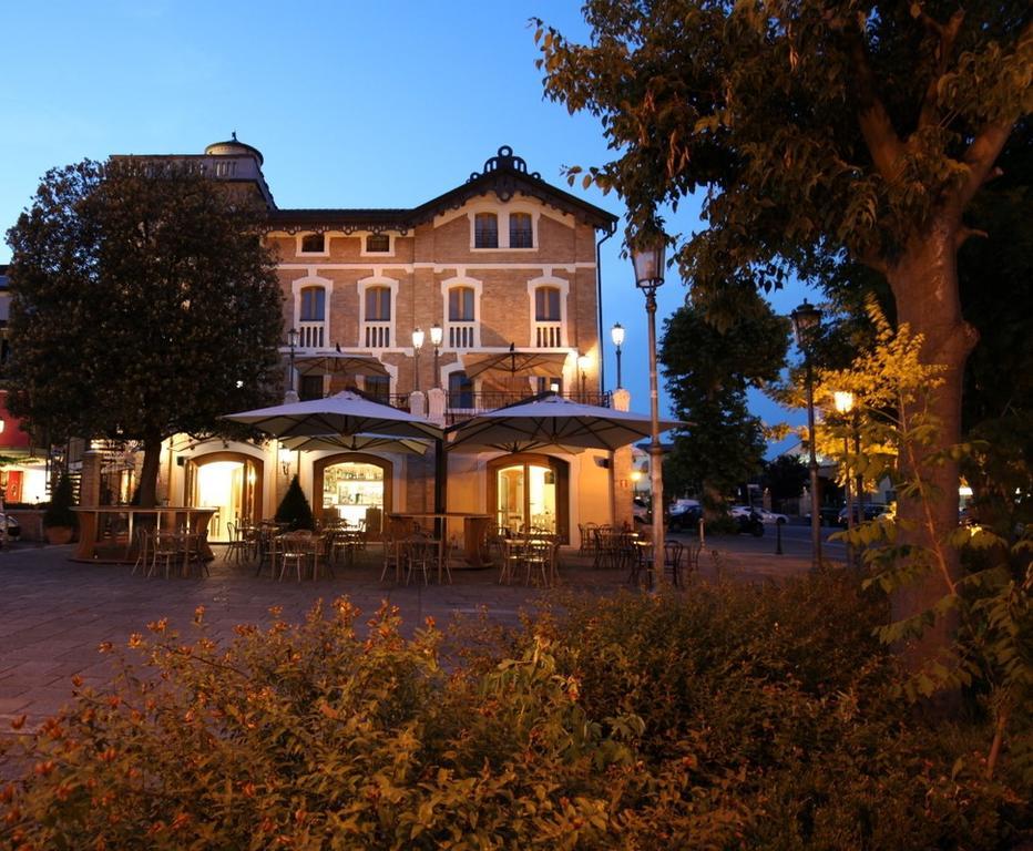 Torreglia Hotel La Torre מראה חיצוני תמונה