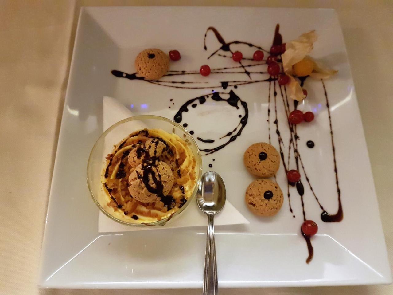 Torreglia Hotel La Torre מראה חיצוני תמונה