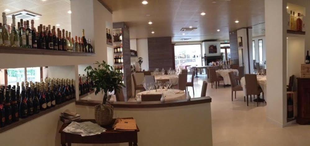 Torreglia Hotel La Torre מראה חיצוני תמונה